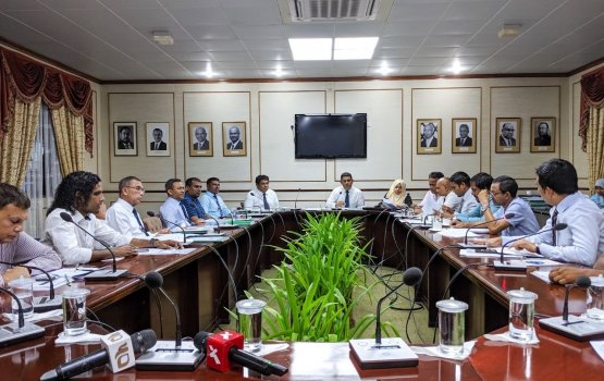 Sarukaarun hushahelhi 1.7 billion Rufiyaa ge Supplimenatry budget Committee in faaskoffi