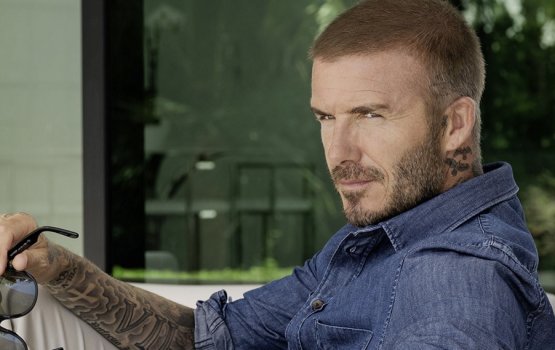 David Beckham aaieku Jacuzzi gai inee kaaku? 