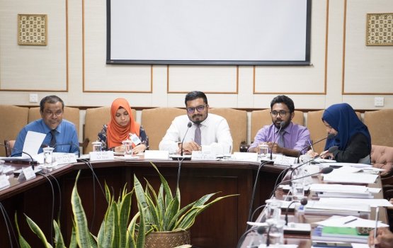 Car eh beynunvaa kamah raees vidhaalhu vee member innaai mashvaraa nukoh: Tribunal 