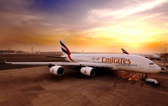 COVID-19: Emirates ge passenger flightthah vaguthee gothun huttaalanee
