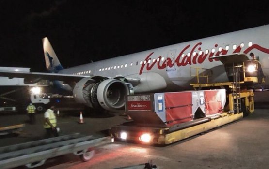 Maldivian cargo freighter flies 7 tons of goods from Dubai