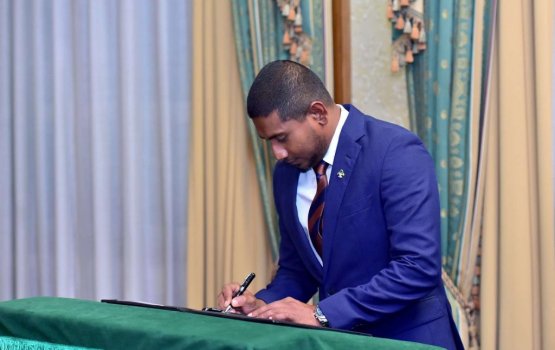 Raees yaameenge isthiunaaf avas kurumah thaaeedhu: Minister mahloof 