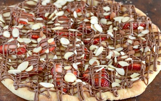 Press Badhige: Nutella Pizza