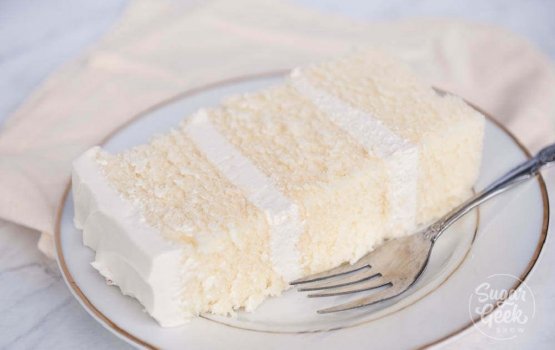 Press Badhige: White velvet buttermilk cake