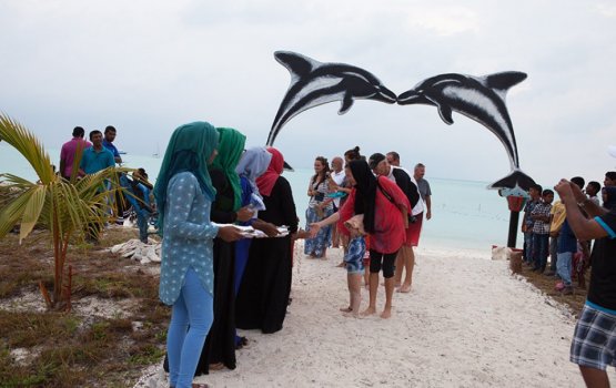 Islands without Covid-19 can now resume public services