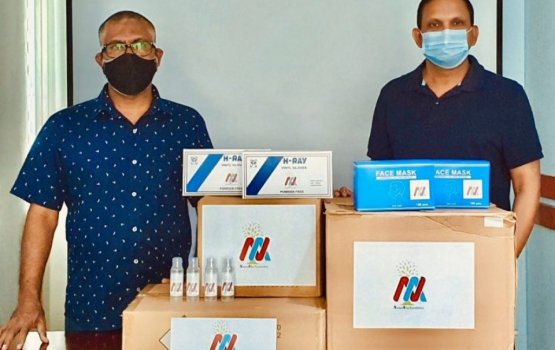 Colonel Rtd. Nazim donates 6000 PPE to taxi drivers