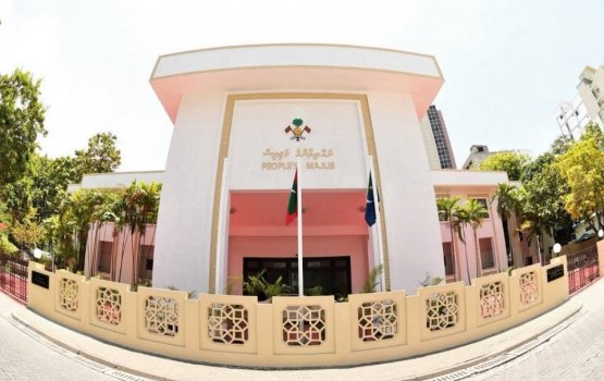 29 staff from Parliament isolated in relation to positive case