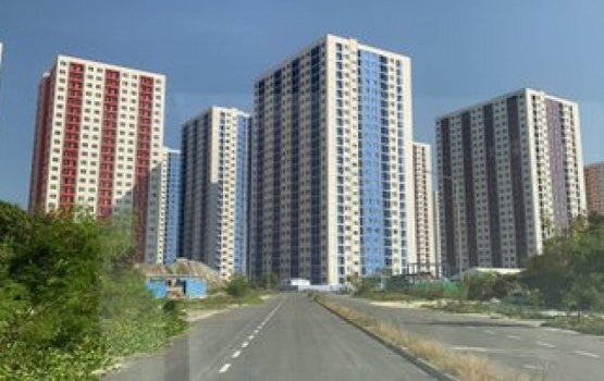 President aims harsh criticism towards the Hiya Flats