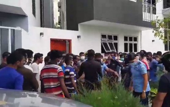 Expat strike at Hulhumale, confronts police