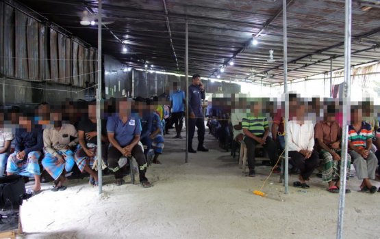 Police handover the expatriates under custody to Immigration 