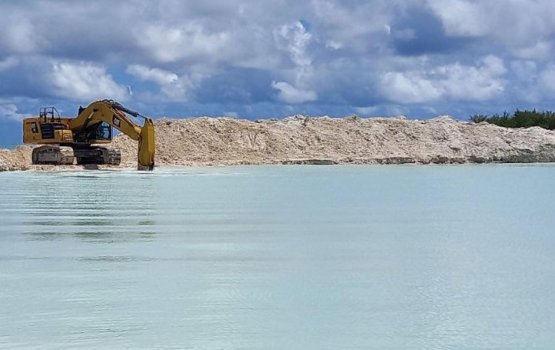 MTCC commence dredging work of Hulhudhoo harbor project