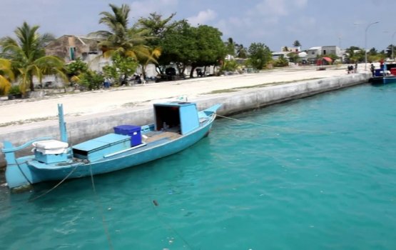 Hinnavaru and Thimarafushi report their first case of COVID-19