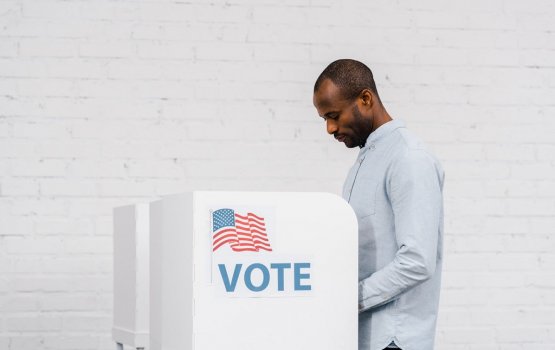 America Inthihaabu: record voterunn ge nimmun engaynee konn irakunn?