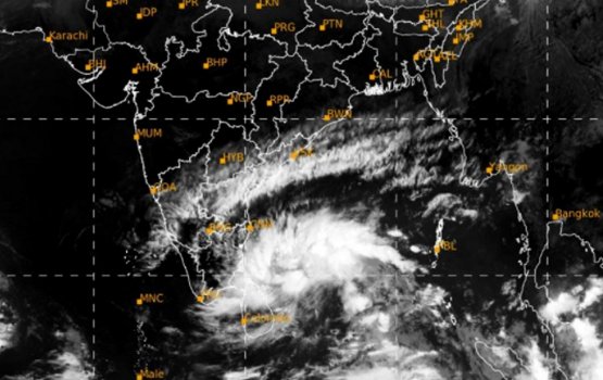 Typhoon Nivar: India ah miadhu gadhayah vissara kuran fashaane