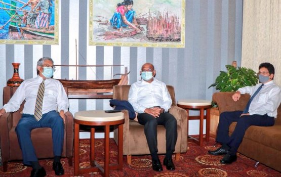 Minister Shahid departs on an official visit to the UK