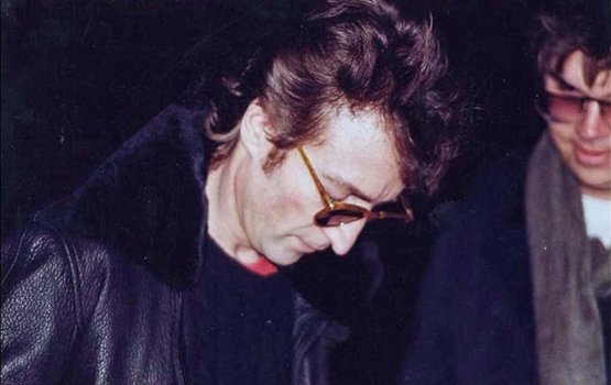John Lennon ge qaathilah soiy kodhin album neelamah