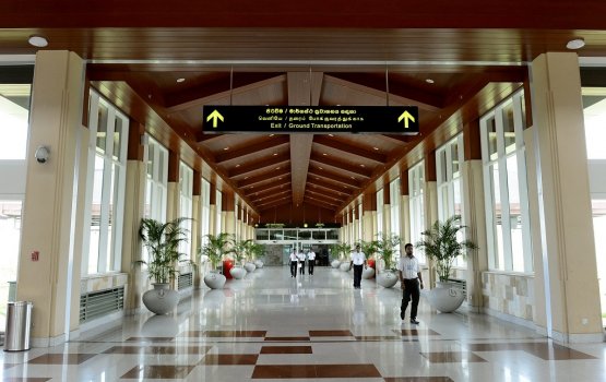 Airport hulhuvaalaanee dhuvalaku 500 fathuruverinnah: Lanka