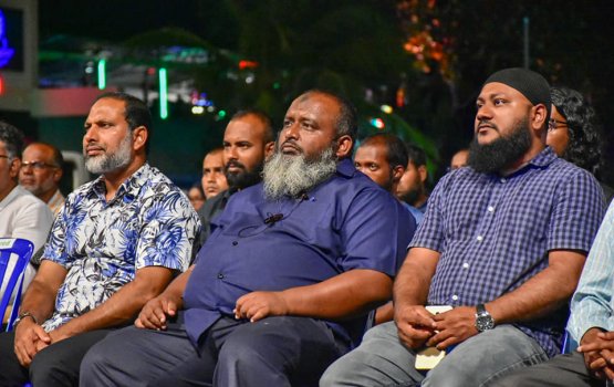 Raajje hama akaha alhuvan Adhaalath party aa gulhen Dr. Iyaz govaalahvaifi