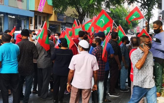 Main three political parties fined for disobeying HPA guidelines