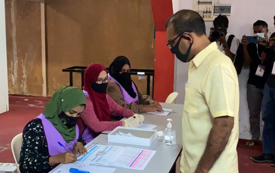 Raees Nasheed  vote lavvaifi 