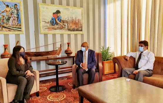 Minister Shahid departs to Kuwait on an official trip