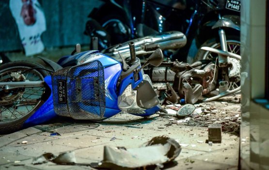 Ex-President Nasheed injured in a blast near his car