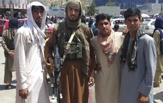 Varah avahuh Afghanistan gai sarukaaru ekulavaalaanun: Taliban