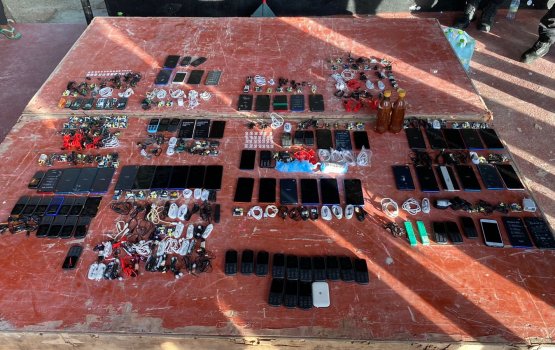 Police confiscate Maafushi prison bound contraband
