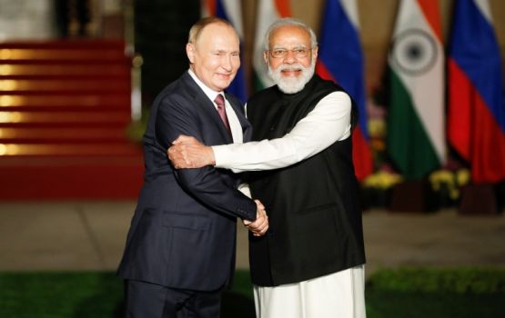 Putin India ah kurahvaa dhathuru: 2 gaumuge dhemedhugai 28 ehbasvumehgai soi kohfi