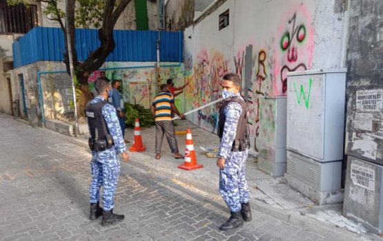 City Council & Police in an effort to remove graffiti 
