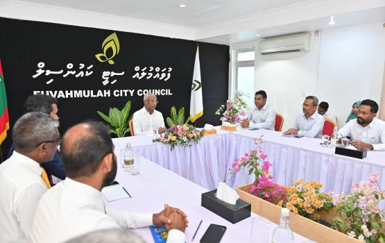 President promises to find solutions to issues in Fuvahmulah city