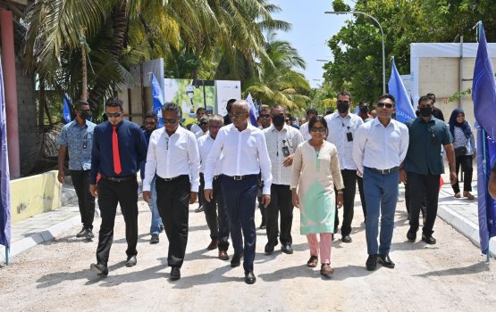 President and First lady visit key sites in Fuvahmulah City