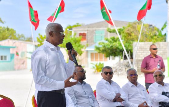 Maduvvaree ge bandharu hadhaanee aanmun beynunvaa gothah: Raees