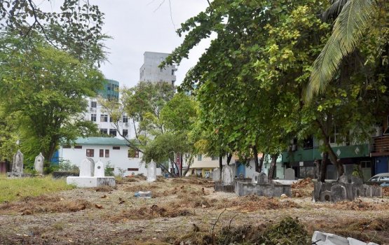 Council given go-ahead for a parking zone on Maafannu Cemetery