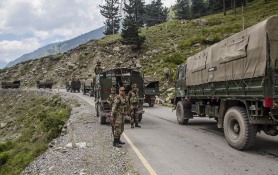 Kashmir ge Ladakh kaireegai ulhey China faujuthakah radhu dheyn furihama ah thayyaru: India