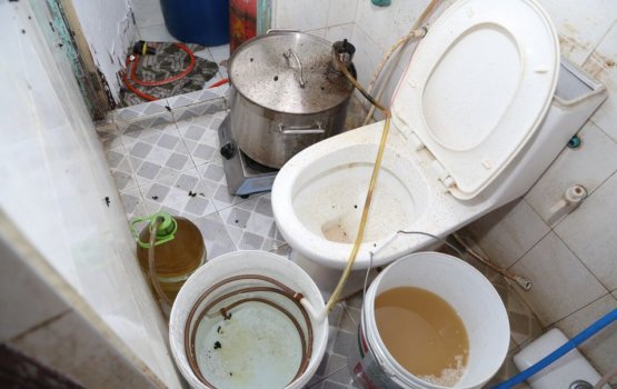 Police enter house that was cooking alcohol, man arrested