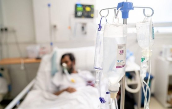 COVID-19: New hospital admissions up to 25