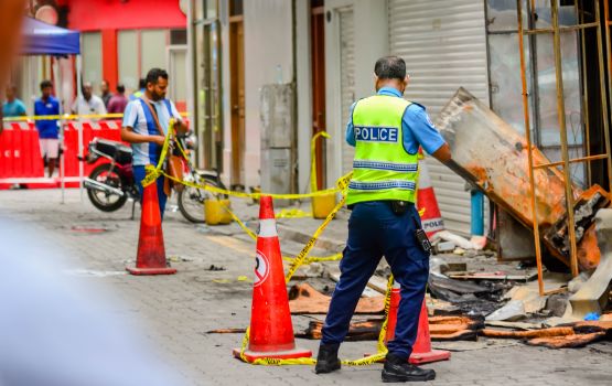 Alifaan roavi ge kuyyah hifaafai vanee fuluhun kamah bunaa vaahaka dhogu kohffi