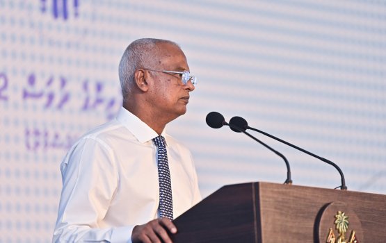 President promises to resolve Huvadhoo Fishermen's woes