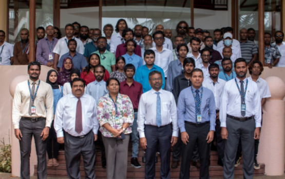 Thin aharun 225 meehun thamreen kureveyne apprenticeship programme eh MACL in fashaifi 