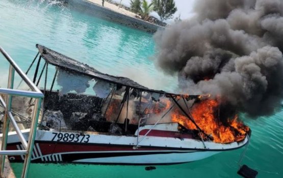 Two injured in Dhiggaru speedboat fire