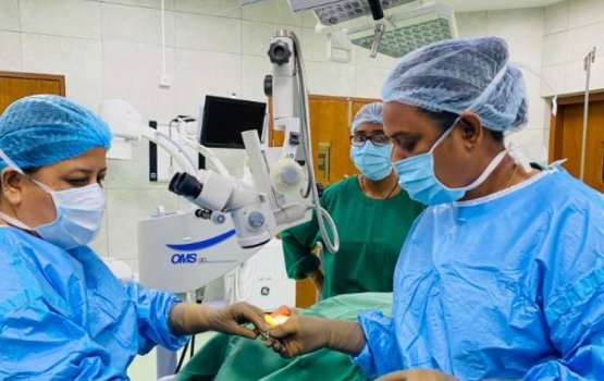 A very rare case: AEH removes an African eye worm from a patient