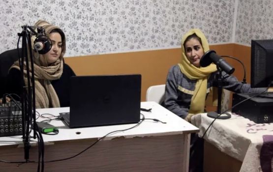 Afghanistan gai anhenun hingaa radio station gai music jehumun than bandhukoffi