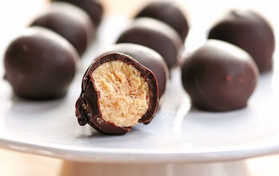 Press Badhige: Peanut butter chocolate bites
