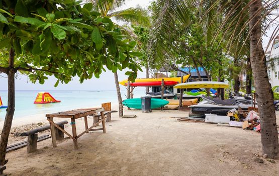 Hulhumale beach sarahahdhugai ussolaa hilaafah cafe hingamundhaathee ekan nukurumah Urbanco in edhefi 