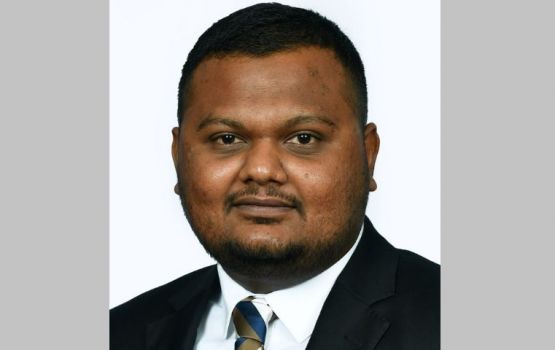 Youth ministry ge deputy minister akah Azmoon