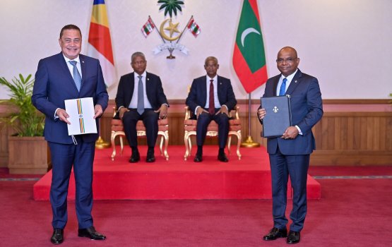 Maldives sign short-visa waiver agreement with Seychelles 