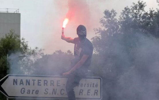 France riots: Nanterre rocked by killing and unrest