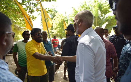 Ihuthijaaju kuran thibi Kelaa ge MDP supporterunnah Muizzu dhekkevee thaureef haqqu namoonaa eh!