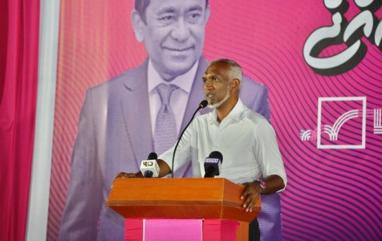 Muizzu promises to make Thinadhoo a City